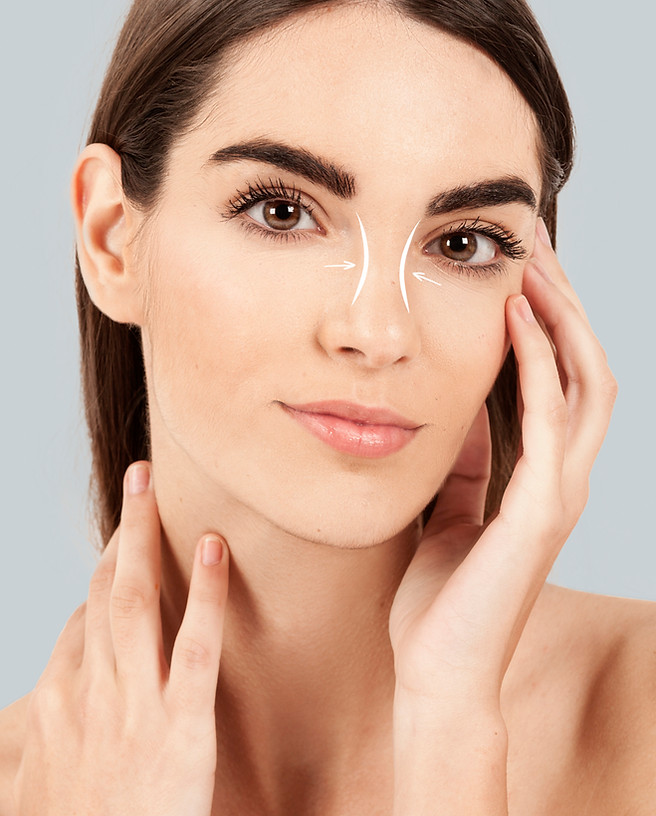 woman getting ready nose job surgery Rhinoplasty-de